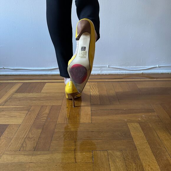 Bakers Yellow Patent D'orsay Wooden heel Size 11 - Picture 3 of 8